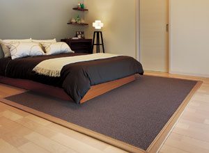 【アスメロディⅡ】簡単置き敷きカーペットでお部屋のイメージチェンジ
