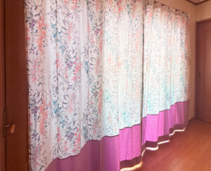 光と風を感じる、リゾートライクな廊下の窓まわり